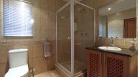 Bathroom 1 - 8 square meters of property in Helderkruin