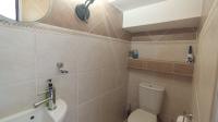 Guest Toilet - 4 square meters of property in Savannah Country Estate