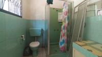 Main Bathroom - 6 square meters of property in Villieria