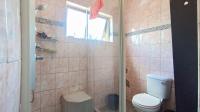 Main Bathroom - 3 square meters of property in Sunford