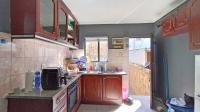 Kitchen - 22 square meters of property in Sunford