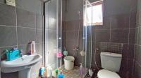 Bathroom 1 - 8 square meters of property in Sunford