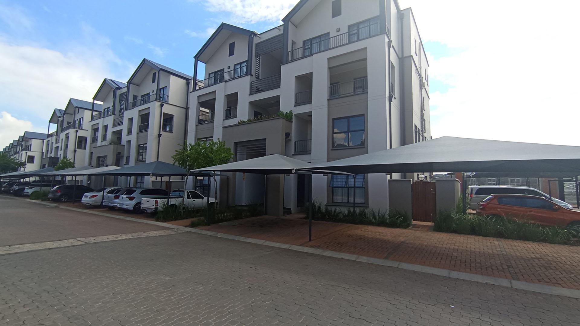 Front View of property in Jukskei View