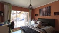 Bed Room 1 - 17 square meters of property in Paulshof