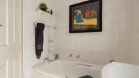 Bathroom 1 - 8 square meters of property in Paulshof