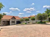 2 Bedroom 1 Bathroom House for Sale for sale in Woodmead