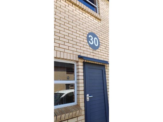 Commercial to Rent in Pretoria Central - Property to rent - MR665748