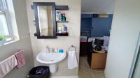 Main Bathroom - 5 square meters of property in La Lucia