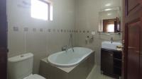 Bathroom 3+ - 15 square meters of property in Blue Valley Golf Estate