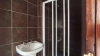 Staff Bathroom - 5 square meters of property in Blue Valley Golf Estate