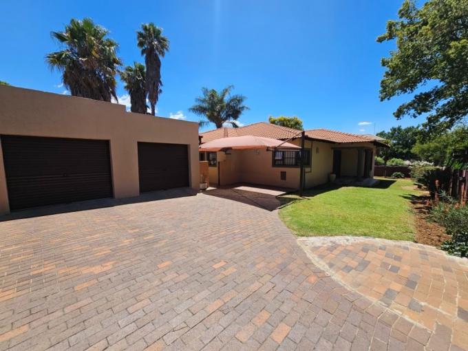 3 Bedroom House for Sale For Sale in Edenvale - MR665895