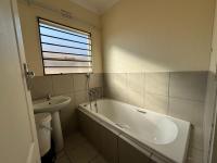 Bathroom 1 of property in Vanderbijlpark