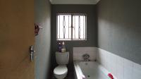 Bathroom 1 - 5 square meters of property in Olievenhoutbos