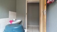 Bathroom 1 - 5 square meters of property in Olievenhoutbos