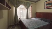 Bed Room 2 - 14 square meters of property in Karenpark