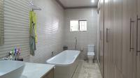 Main Bathroom - 12 square meters of property in Karenpark