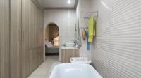 Main Bathroom - 12 square meters of property in Karenpark