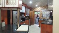 Kitchen - 12 square meters of property in Karenpark