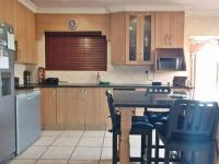  of property in Heidedal