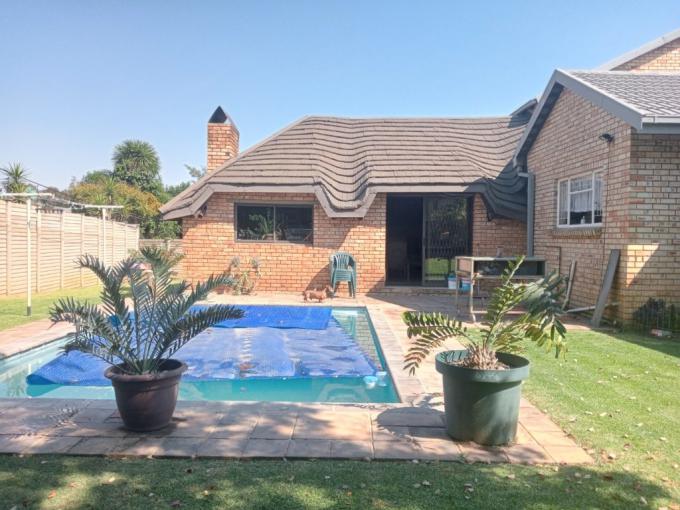 3 Bedroom House for Sale For Sale in Vanderbijlpark - MR666562