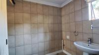 Bathroom 2 - 6 square meters of property in Rynfield