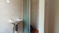 Staff Bathroom - 3 square meters of property in Ruimsig