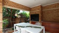 Patio - 13 square meters of property in Ruimsig