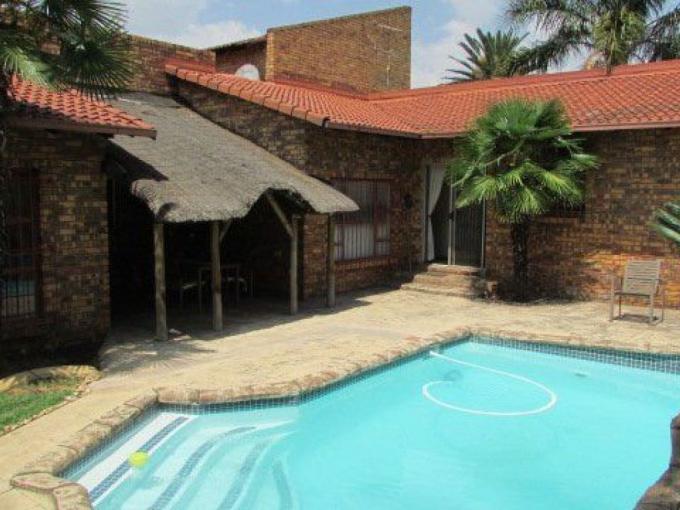 4 Bedroom House for Sale For Sale in Marais Steyn Park - MR666822