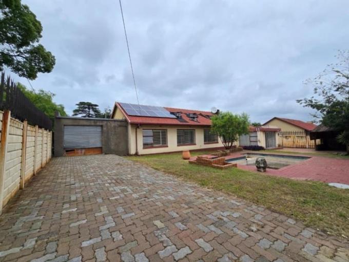 3 Bedroom House for Sale For Sale in Ridgeway - MR666862