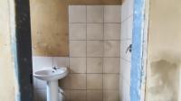 Bathroom 2 - 3 square meters of property in Edenvale