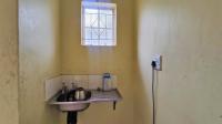 Kitchen - 14 square meters of property in Edenvale