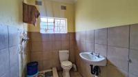 Bathroom 1 - 5 square meters of property in Edenvale