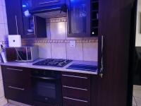 Kitchen - 7 square meters of property in Zandspruit