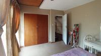 Bed Room 2 - 16 square meters of property in Karenpark