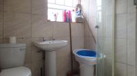 Bathroom 1 - 4 square meters of property in Roodepoort