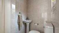 Guest Toilet - 1 square meters of property in Bellairspark