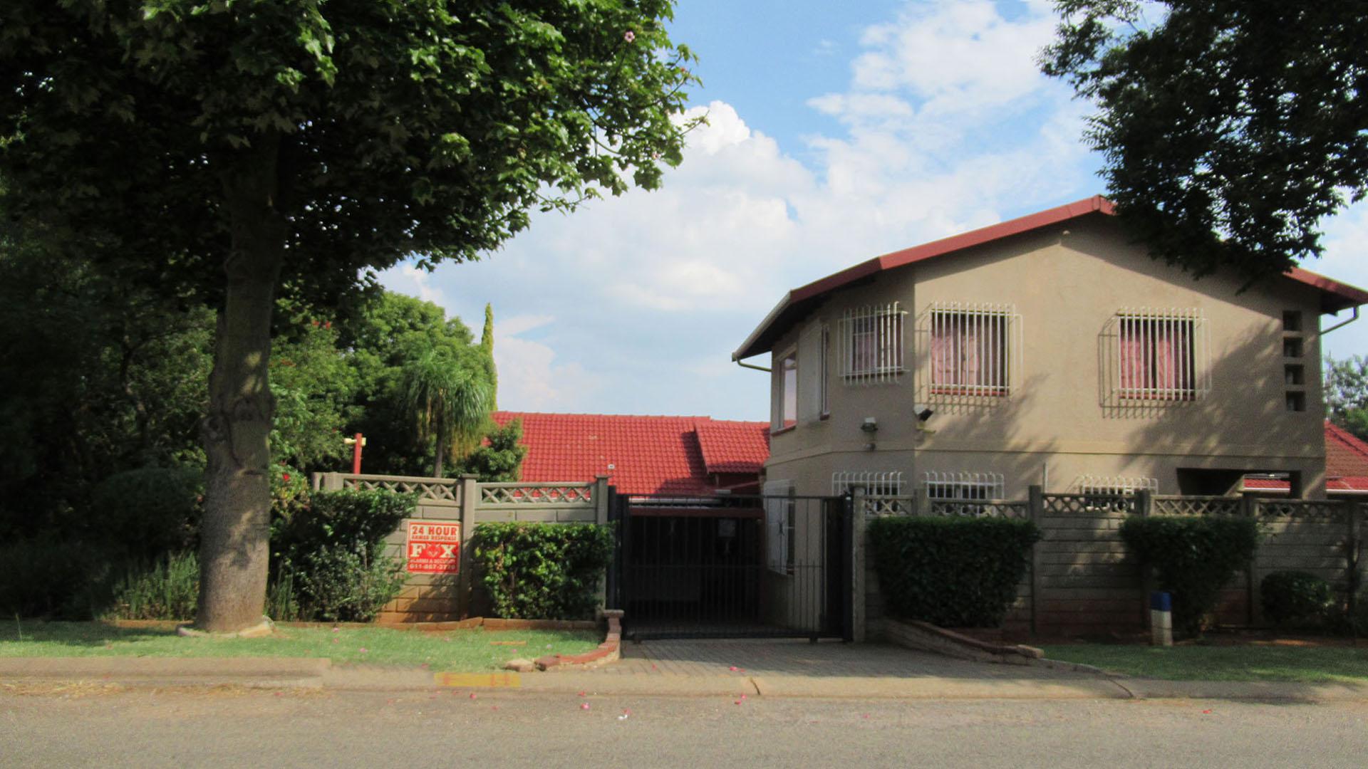 Front View of property in Mulbarton