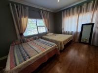 Bed Room 1 of property in Bloemfontein