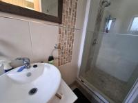 Bathroom 2 of property in Bloemfontein