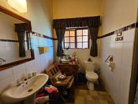 Bathroom 1 of property in Sabie