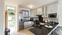 Kitchen - 8 square meters of property in Effingham Heights