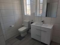 Bathroom 1 - 10 square meters of property in Cinderella