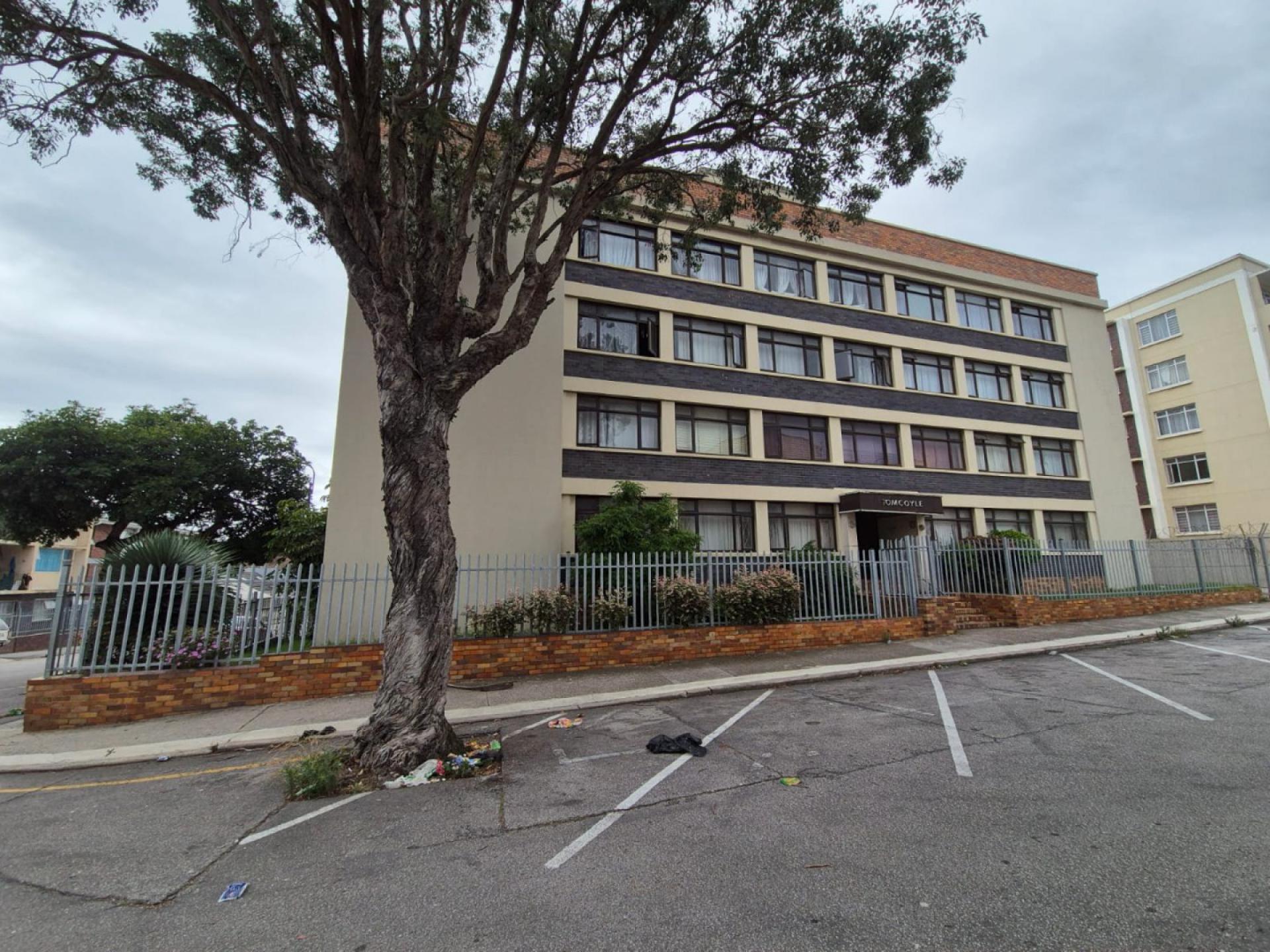 Front View of property in Port Elizabeth Central