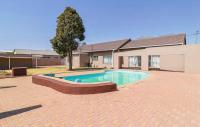 3 Bedroom 2 Bathroom Freehold Residence for Sale for sale in Brakpan