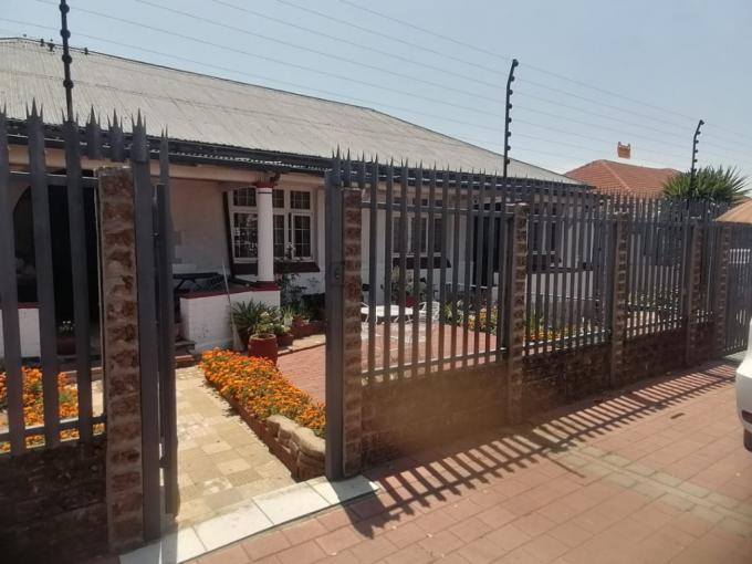 3 Bedroom House for Sale For Sale in Germiston South - MR667591