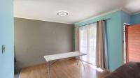 Dining Room - 11 square meters of property in Yellowwood Park 