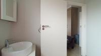 Main Bathroom - 4 square meters of property in Halfway Gardens