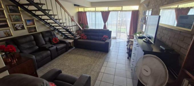 2 Bedroom Duplex for Sale For Sale in Eldoraigne - MR667683