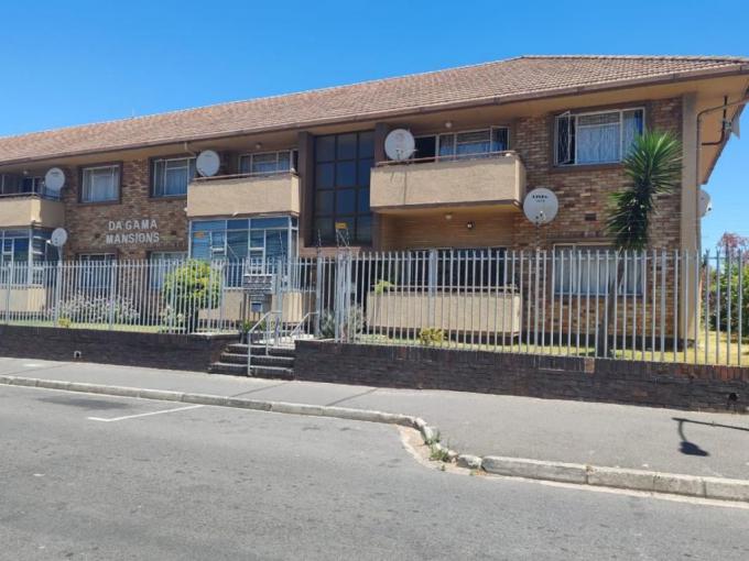 1 Bedroom Apartment for Sale For Sale in Parow Central - MR667705