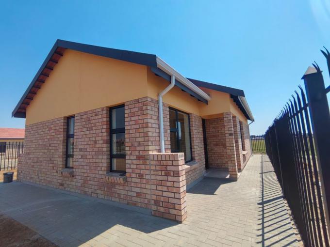 3 Bedroom House for Sale For Sale in Bloemfontein - MR667710